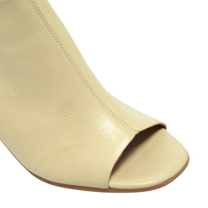 Carl Scarpa Sorrento Off White Leather Block Heel Sandals